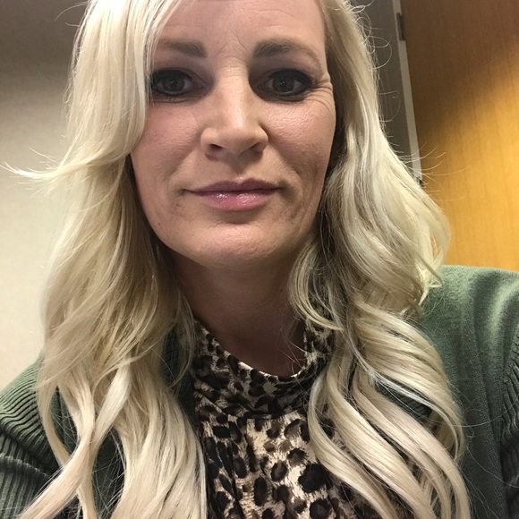 Meet your Posher, Lore - Picture 1 of 1